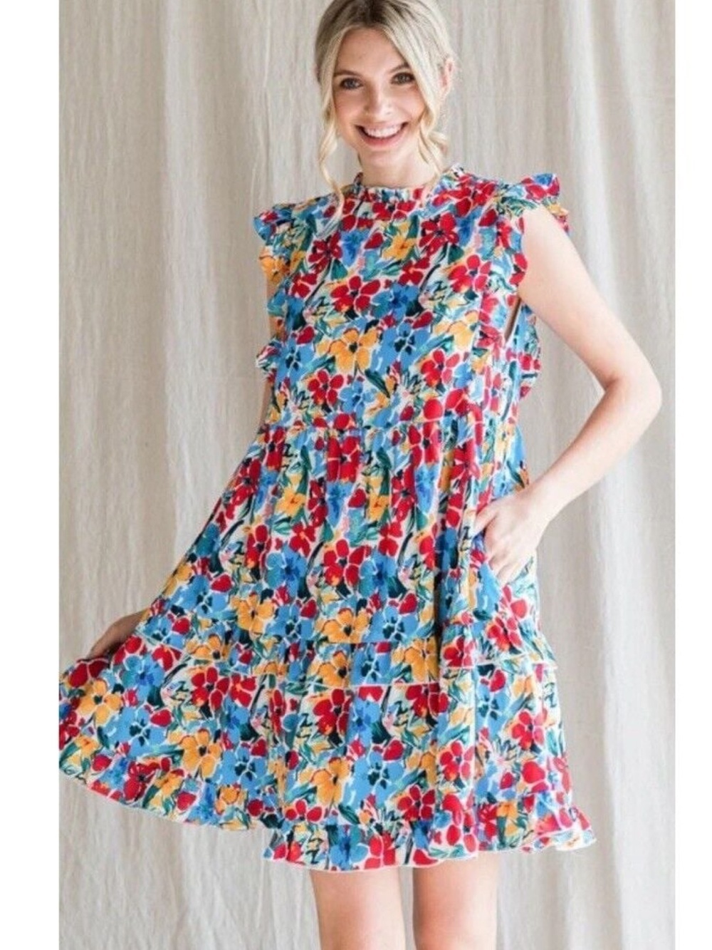 LIKE NEW ChicSoul Floral Ruffle Tiered Dress